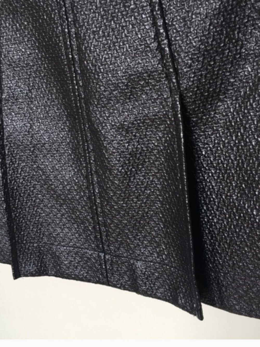 Banana Republic Textured Faux Leather Skirt Size 6 - Picture 3 of 5
